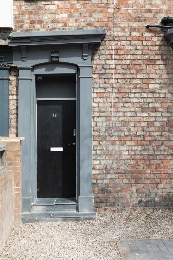 Stockton Town Centre Studio Apartments Free Parking And Wi-Fi Luaran gambar
