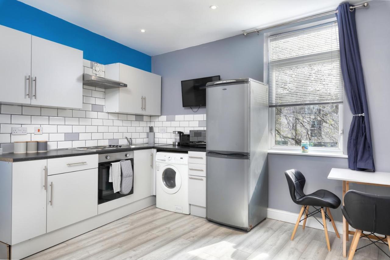 Stockton Town Centre Studio Apartments Free Parking And Wi-Fi Luaran gambar