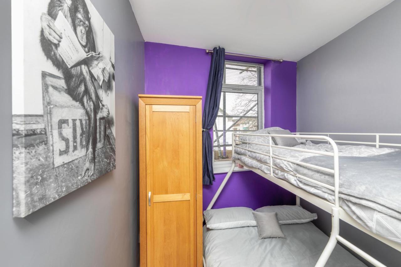Stockton Town Centre Studio Apartments Free Parking And Wi-Fi Luaran gambar