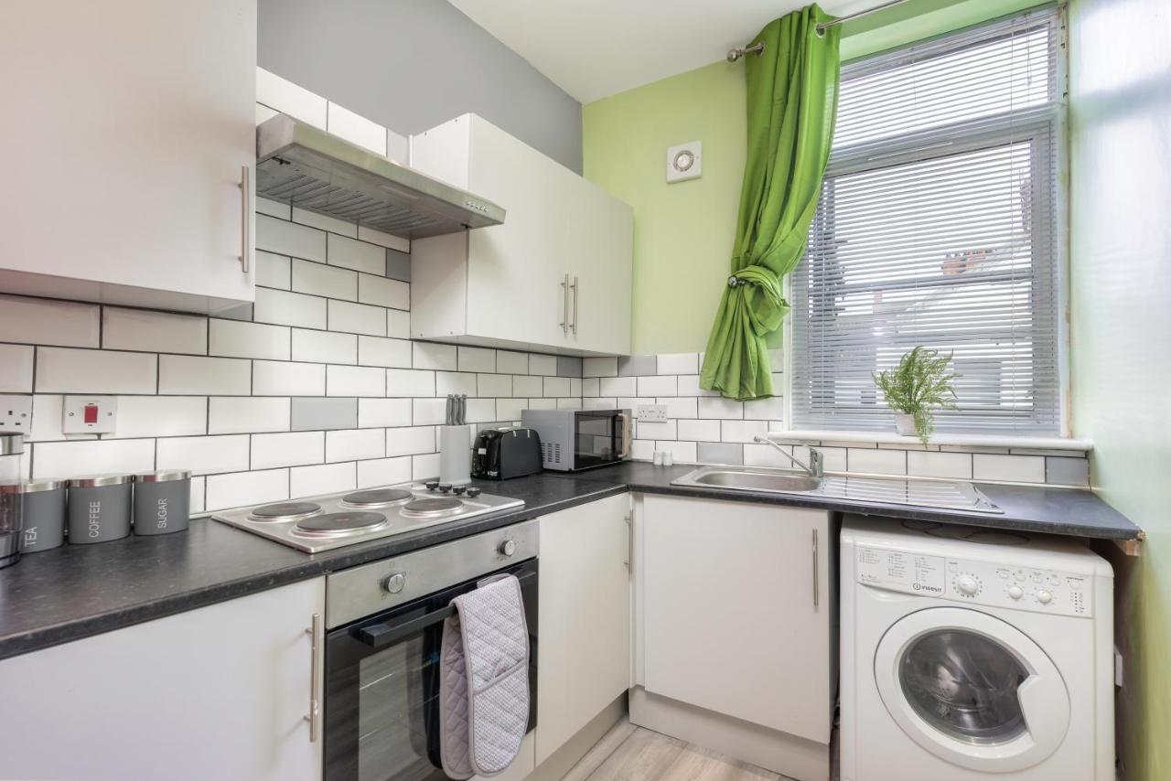 Stockton Town Centre Studio Apartments Free Parking And Wi-Fi Luaran gambar