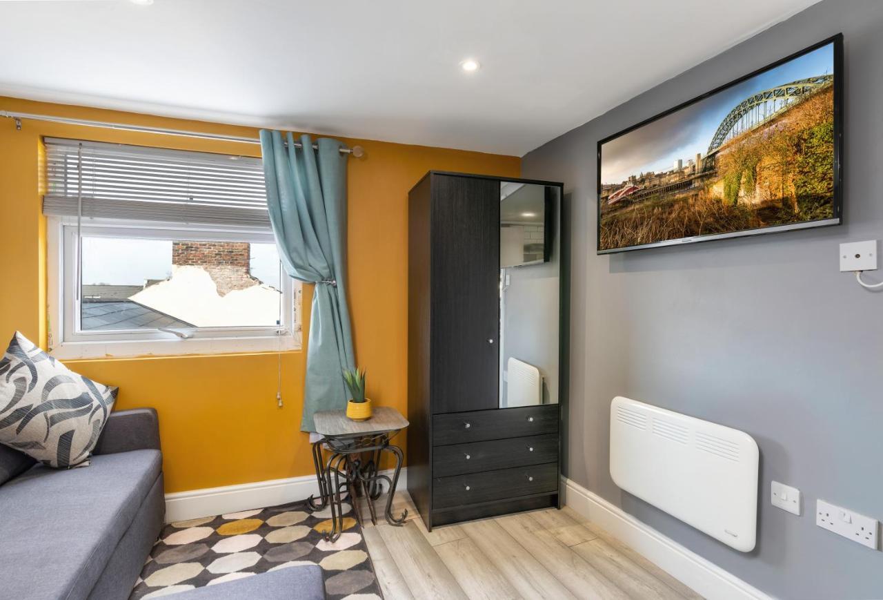 Stockton Town Centre Studio Apartments Free Parking And Wi-Fi Luaran gambar
